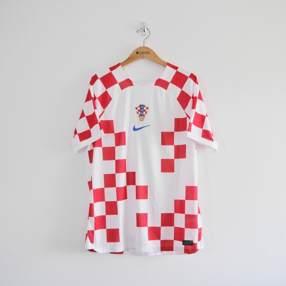 Nike Croatia 2022 / 2023 Football Shirt - Size Large - Dri Fit Jersey - Picture 2 of 4